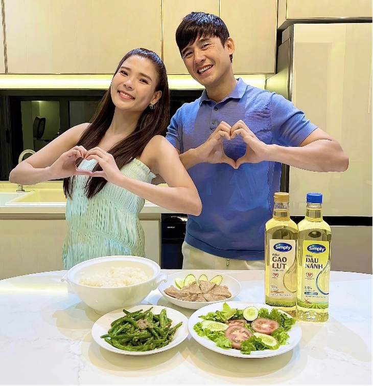 Hiểu mình là quên mình