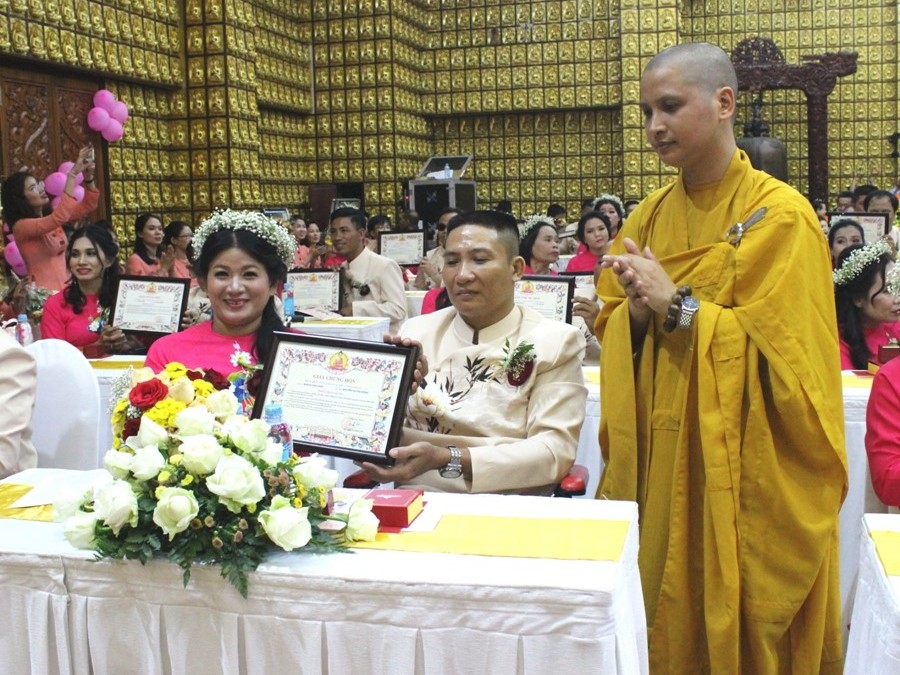 hang thuan tai chua giac ngo 2(1)