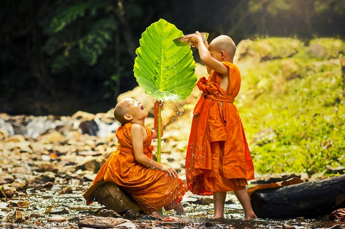 Khổ vui tùy theo hoàn cảnh, tùy theo quan niệm của mỗi người