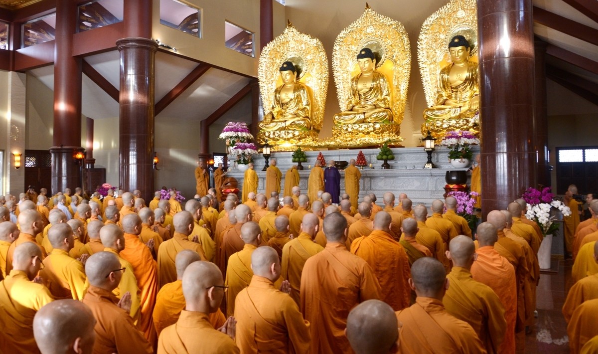Trang nghiêm lễ an vị Phật tại chùa Thanh Tâm15