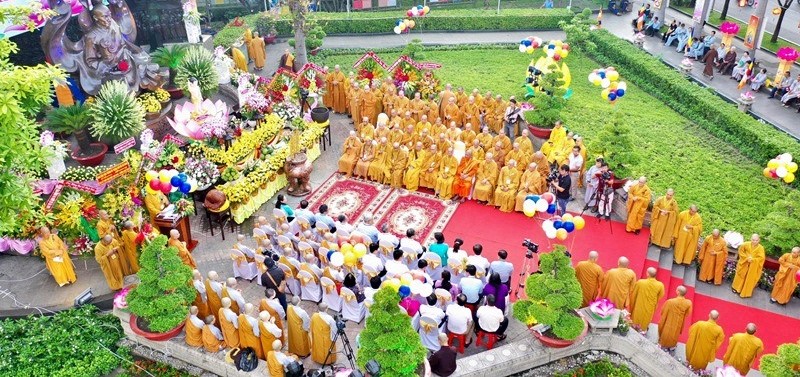 TP.HCM: Trang nghiêm lễ Phật đản tại tượng đài Bồ-tát Thích Quảng Đức