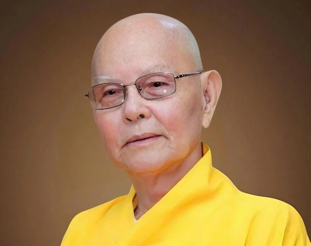 12 Bị Bắt Bẻ Vì Còn Sai Học Chưa Tới HT Thích Từ Thông