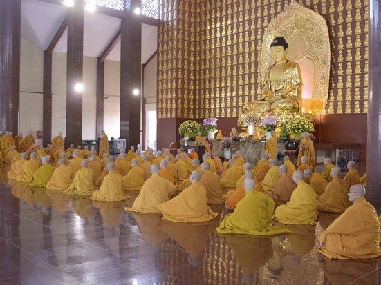 Đức Pháp chủ18